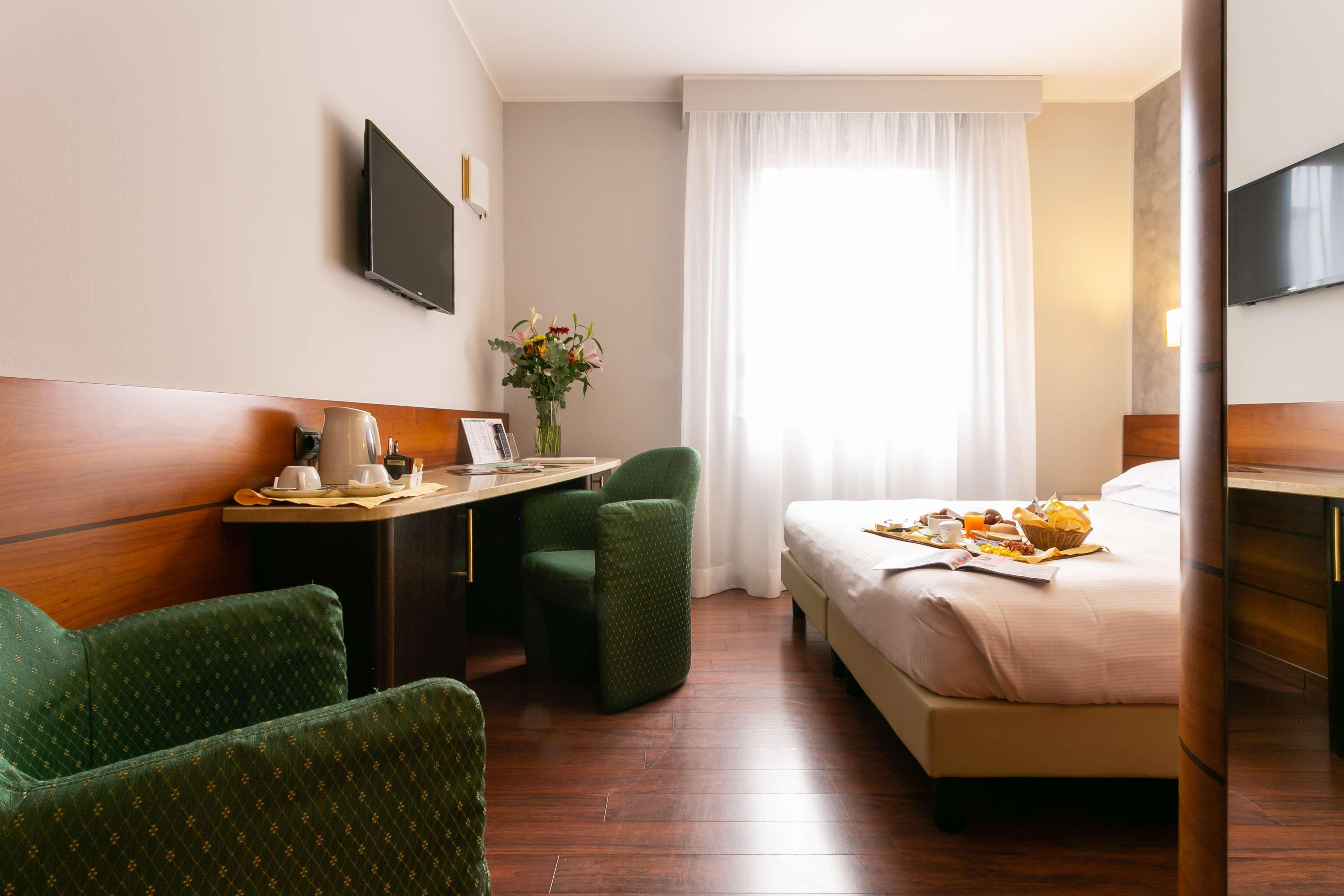 Hotel Mirage Sure Hotel Collection By Best Western Milano Eksteriør billede