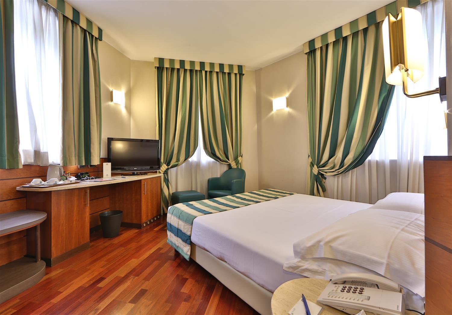 Hotel Mirage Sure Hotel Collection By Best Western Milano Eksteriør billede