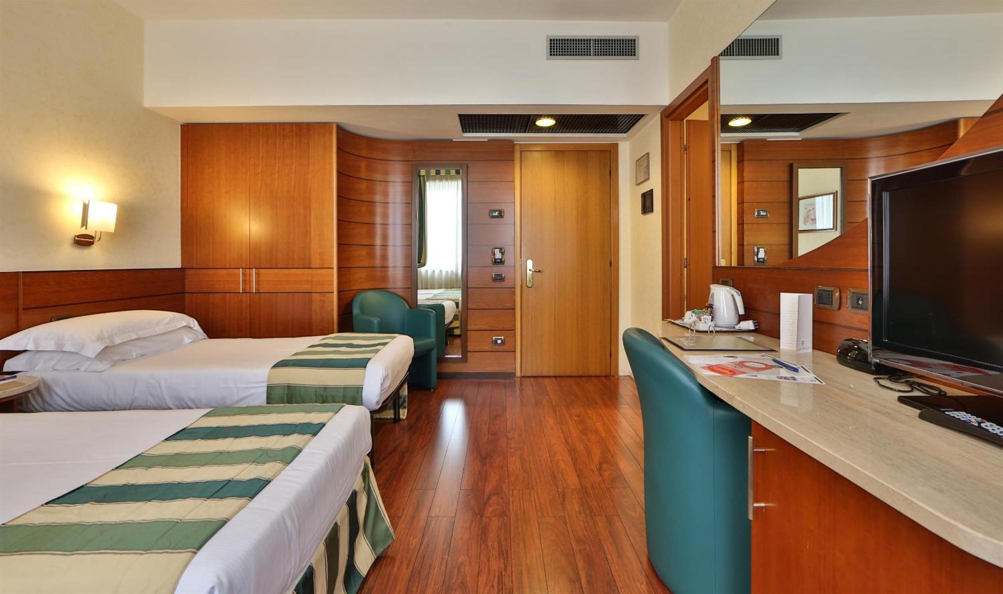Hotel Mirage Sure Hotel Collection By Best Western Milano Eksteriør billede