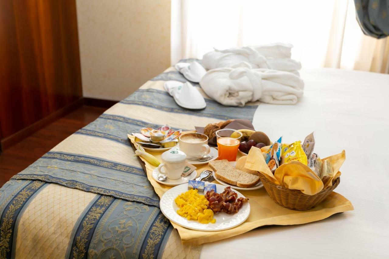 Hotel Mirage Sure Hotel Collection By Best Western Milano Eksteriør billede