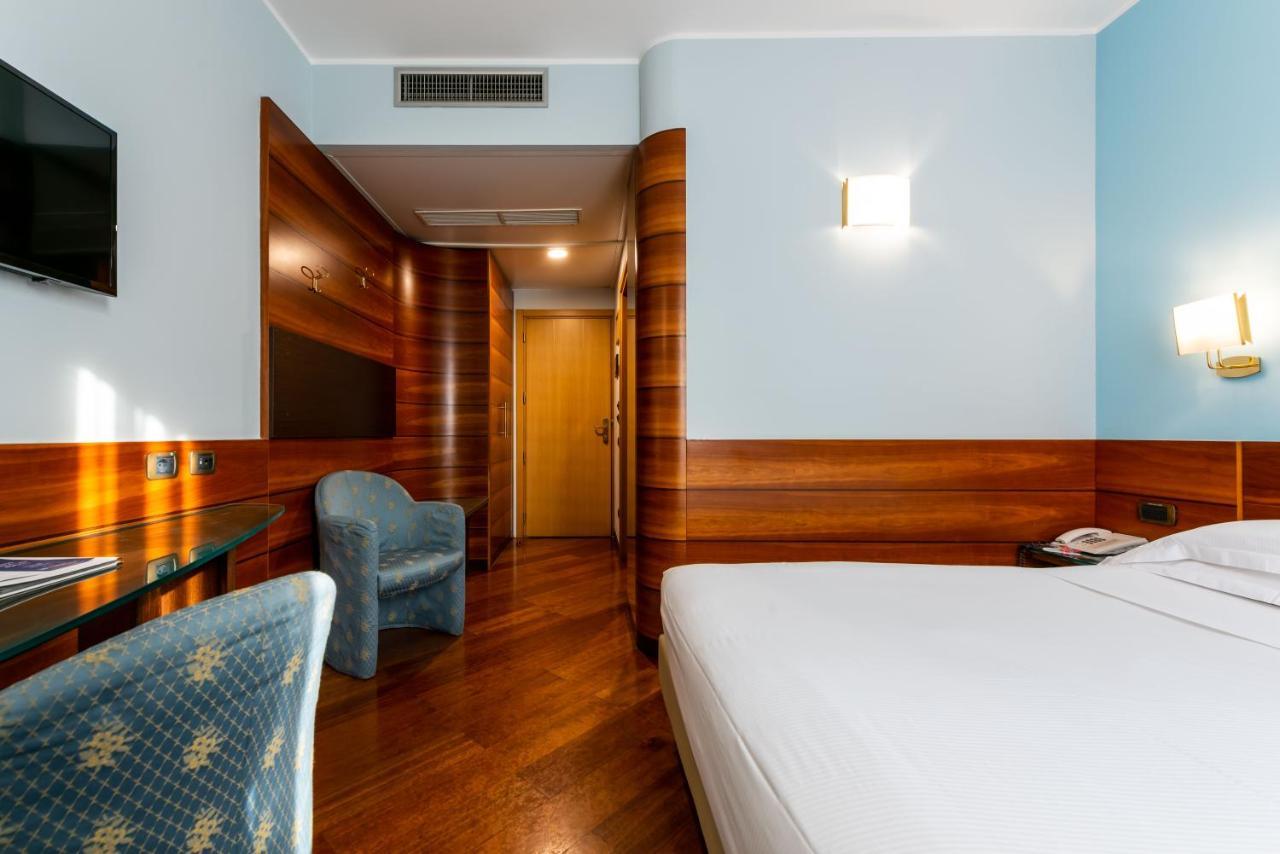 Hotel Mirage Sure Hotel Collection By Best Western Milano Eksteriør billede